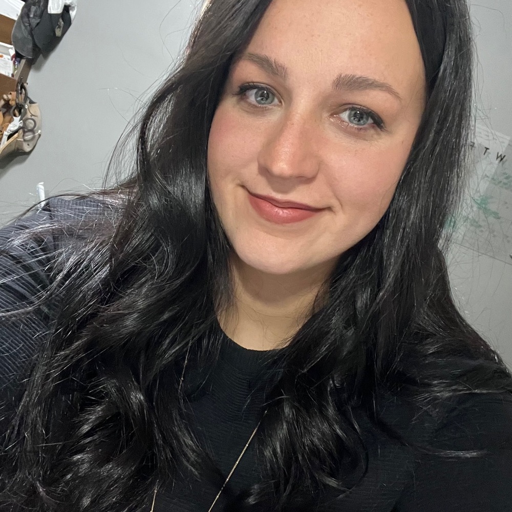 Meet your Posher, Kendra